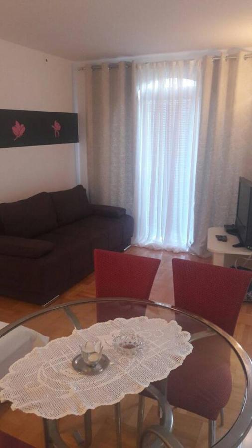 סלצה Apartment Jela מראה חיצוני תמונה